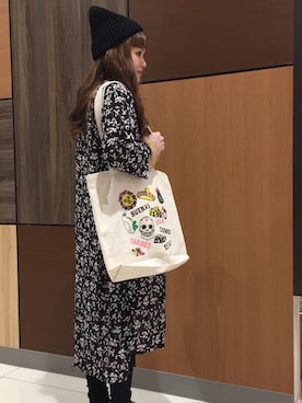 「アイテム（ニットキャップ/ビーニー）」を使った、RiNc天童店さん（レディース・155cm）の春コーディネート