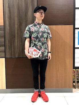 「BRIXTON（ブリクストン）のアイテム」を使った、RiNc天童店さん（メンズ・170cm）の春コーディネート