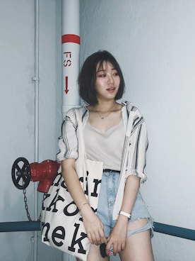 「blue」｜「アイテム（アナログ腕時計）」を使った、Vic2yeさん（レディース・170cm）の夏コーディネート
