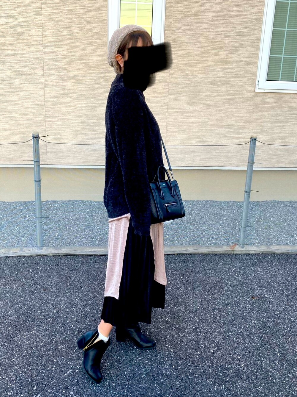 「シンプルコーデ、冬コーデ、高身長女子、GU、ブラック、肩幅広い族」｜「GUのアイテム（ニット/セーター、ブラック系）」を使った、chiさん（レディース・169cm）の秋コーディネートの1枚目の写真