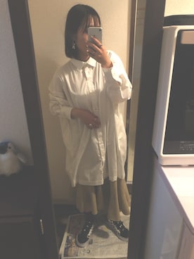 「おおぶりピアス」｜「アイテム（スニーカー）」を使った、つさん（レディース・157cm）の夏コーディネート