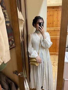 デニムパンツを使った 白ワンピース の人気ファッションコーディネート Wear