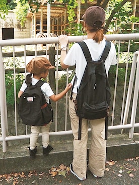 「FREAK'S STORE（フリークスストア）のFREDRIK PACKERS/フレドリックパッカーズ 別注500D DAY PACK （バックパック/リュック）」を使った、miさん（レディース・154cm）の秋コーディネート