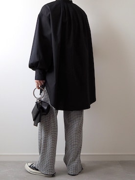 「GRL（グレイル）のバックタックデザインオーバーサイズシャツ（シャツ/ブラウス）」を使った、miさん（レディース・154cm）の春コーディネート