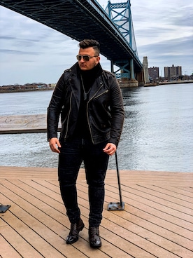 「HUGO BOSS（ヒューゴボス）のアイテム（その他トップス）」を使った、IamTheYilmazさん（メンズ・185cm）の春コーディネート