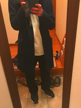 「STUDIOUS BLUE（ストゥディオスブルー）のアイテム（チェスターコート）」を使った、モイモイさん（メンズ・164cm）の冬コーディネート