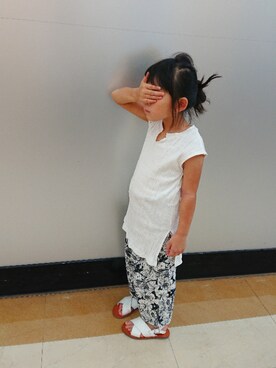 「SOROTTO（ソロット）のアイテム（サンダル、ホワイト系）」を使った、R.さん（キッズ・120cm）の夏コーディネート