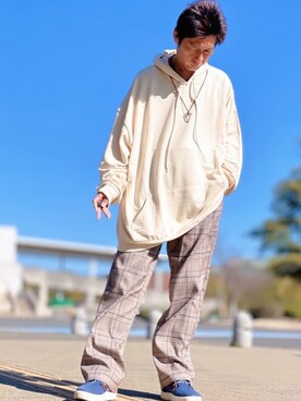 「BASQUE magenta（バスクマゼンタ）のアイテム（パーカー）」を使った、しょう🐤🐦🐧しばらく休みますさん（メンズ・173cm）の春コーディネート