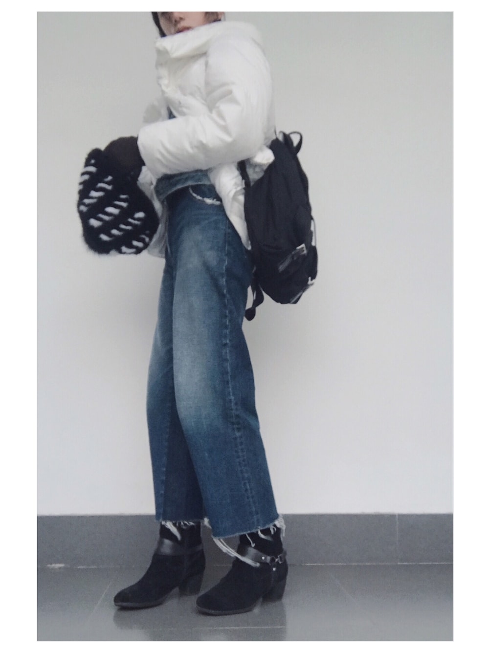 「冬コーデ」｜「PRADAのアイテム（バックパック/リュック、ブラック系）」を使った、irisさん（レディース・166cm）の冬コーディネートの1枚目の写真