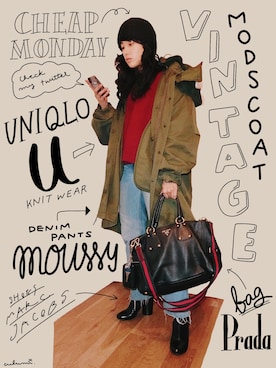 「MARC JACOBS（マークジェイコブス）のアイテム（シューズ）」を使った、中田クルミさん（レディース・168cm）の冬コーディネート