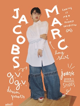 「MARC JACOBS（マークジェイコブス）のアイテム（トップス）」を使った、中田クルミさん（レディース・168cm・20代）の秋コーディネート