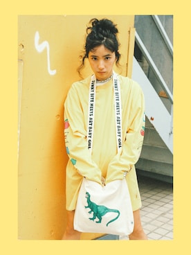 「Little sunny bite（リトルサニーバイト）のアイテム（その他）」を使った、中田クルミさん（レディース・168cm）の春コーディネート