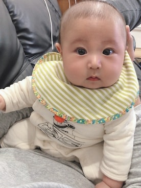 「アイテム（スタイ/よだれかけ、グリーン系）」を使った、TAROさん（キッズ・60cm）の冬コーディネート