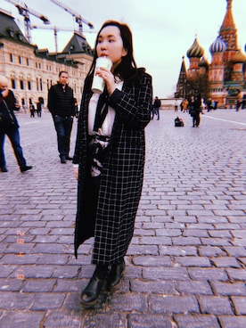 「PULL&BEAR（プルアンドベア）のアイテム（トレンチコート）」を使った、Nastya_Baginovaさん（レディース・158cm）の夏コーディネート