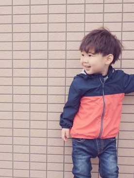 「Moujonjon（ムージョンジョン）のアイテム（デニムパンツ）」を使った、ETA.さん（キッズ・90cm）の春コーディネート