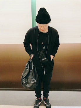 「UNIF（ユニフ）のアイテム（バッグ）」を使った、sakuさん（メンズ・176cm）の秋コーディネート