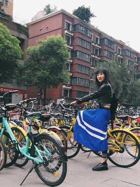 「Calvin Klein（カルバン・クライン）のアイテム（ライダースジャケット）」を使った、Lily さん（レディース・157cm）の春コーディネート