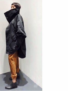 「アイテム（チノパンツ、オレンジ系）」を使った、Lily さん（レディース・157cm）の秋コーディネート