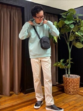 「5ポケットパンツ」｜TAKEO KIKUCHIさん（メンズ・180cm）の秋コーディネート