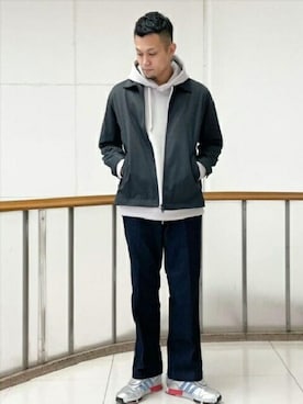 「ジップブルゾン」｜「アイテム（ブルゾン）」を使った、TAKEO KIKUCHIさん（メンズ・176cm）の秋コーディネート