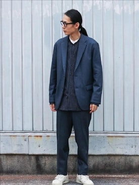 「TAKEO KIKUCHI（タケオキクチ）のアイテム（スーツジャケット）」を使った、TAKEO KIKUCHIさん（メンズ・175cm）の秋コーディネート