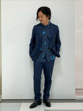 「TAKEO KIKUCHI（タケオキクチ）のアイテム（スーツジャケット）」を使った、TAKEO KIKUCHIさん（メンズ・173cm）の秋コーディネート