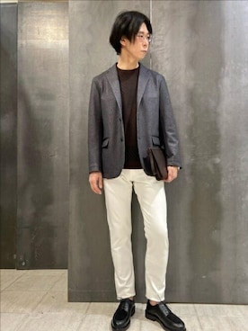 「TAKEO KIKUCHI（タケオキクチ）のアイテム（スーツジャケット）」を使った、TAKEO KIKUCHIさん（メンズ・177cm）の秋コーディネート