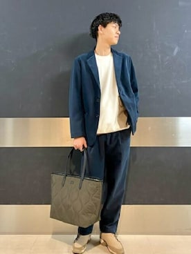 「TAKEO KIKUCHI（タケオキクチ）のアイテム（スーツジャケット）」を使った、TAKEO KIKUCHIさん（メンズ・180cm）の秋コーディネート