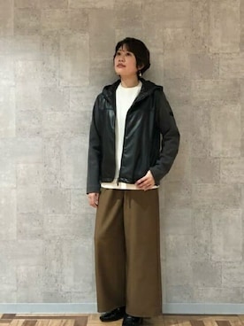 「TAKEO KIKUCHI（タケオキクチ）のアイテム（ジャケット/アウター）」を使った、TAKEO KIKUCHIさん（レディース・167cm）の秋コーディネート