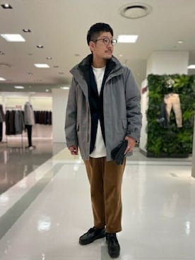 「TAKEO KIKUCHI（タケオキクチ）のアイテム（スーツパンツ）」を使った、TAKEO KIKUCHIさん（メンズ・173cm）の秋コーディネート