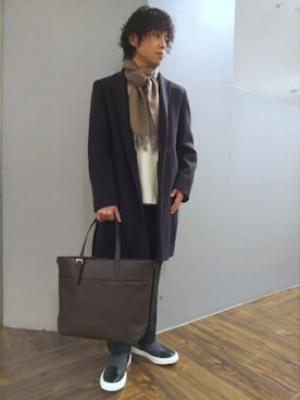 「TAKEO KIKUCHI（タケオキクチ）のアイテム（チェスターコート）」を使った、TAKEO KIKUCHIさん（メンズ・162cm）の冬コーディネート