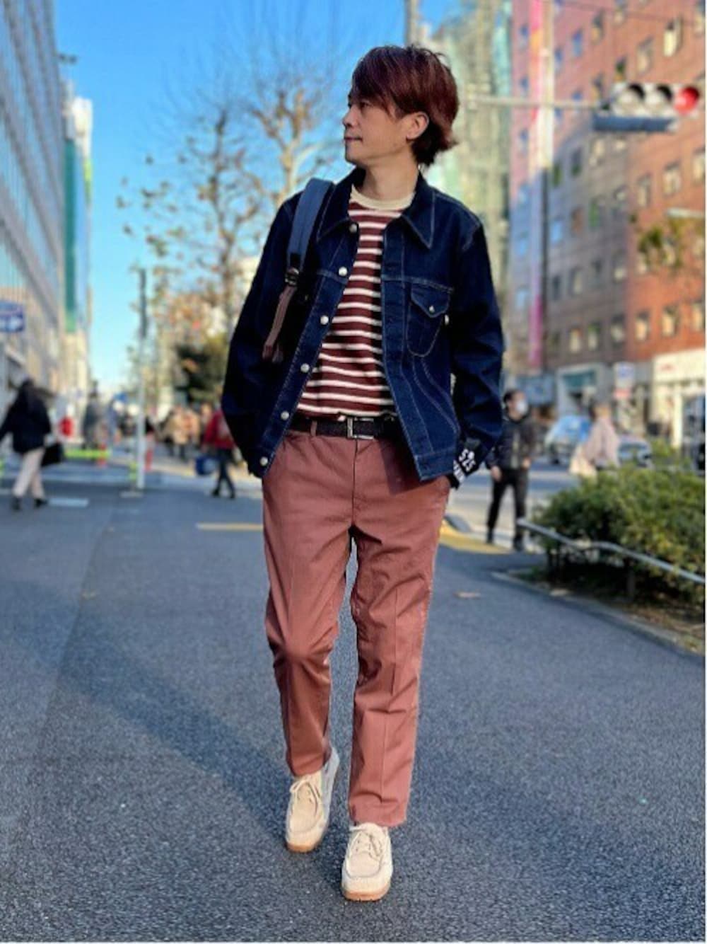 「カットソー、ボーダー、ショルダーバッグ、Gジャン、タケオキクチ(TAKEO KIKUCHI)、TAKEO KIKUCHI、40ct&525」｜「40ｃｔ＆525の525DENIM Gジャン（デニムジャケット、ブルー系）」を使った、TAKEO KIKUCHIさん（メンズ・176cm）の冬コーディネートの1枚目の写真