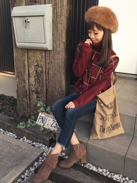 「Ungrid（アングリッド）のインディゴフレイドヘムストスリ（デニムパンツ）」を使った、清水夏姫さん（レディース・160cm）の冬コーディネート