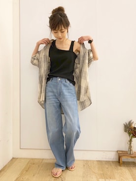 「OZOC（オゾック）のアイテム（タンクトップ）」を使った、清水夏姫さん（レディース・160cm）の夏コーディネート
