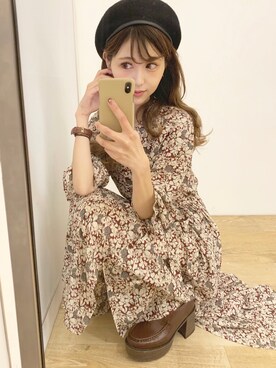 「OZOC（オゾック）のアイテム（パンプス）」を使った、清水夏姫さん（レディース・160cm）の秋コーディネート