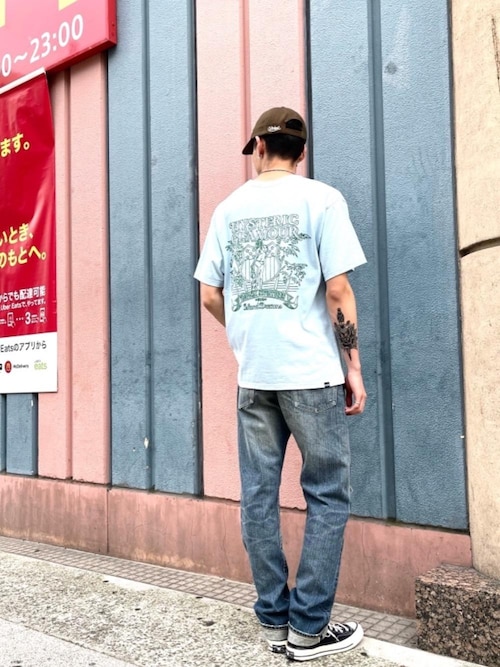 Hysteric glamour tシャツ 刺繍 完売品 美品 ホワイト HYSTERIC GLAMOUR（ヒステリックグラマー）の「TROPICAL