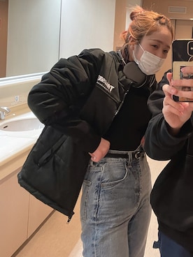 「THRASHER（スラッシャー）のアイテム（ジャケット/アウター）」を使った、菜央さん（レディース・153cm）の冬コーディネート