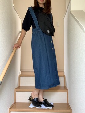 「LOWRYS FARM（ローリーズファーム）のアイテム（サロペット/オーバーオール、ブルー系）」を使った、pipipipiさん（レディース・157cm）の春コーディネート