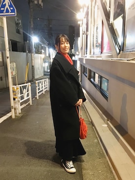 「黒コンバース」｜「アイテム（ステンカラーコート）」を使った、Katieさん（レディース・162cm）の秋コーディネート