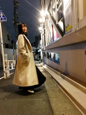 「黒コンバース」｜「アイテム（ステンカラーコート）」を使った、Katieさん（レディース・162cm）の冬コーディネート