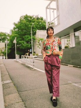 「ITTI（イッチ）のアイテム（財布/小物）」を使った、Katieさん（レディース・162cm）の春コーディネート