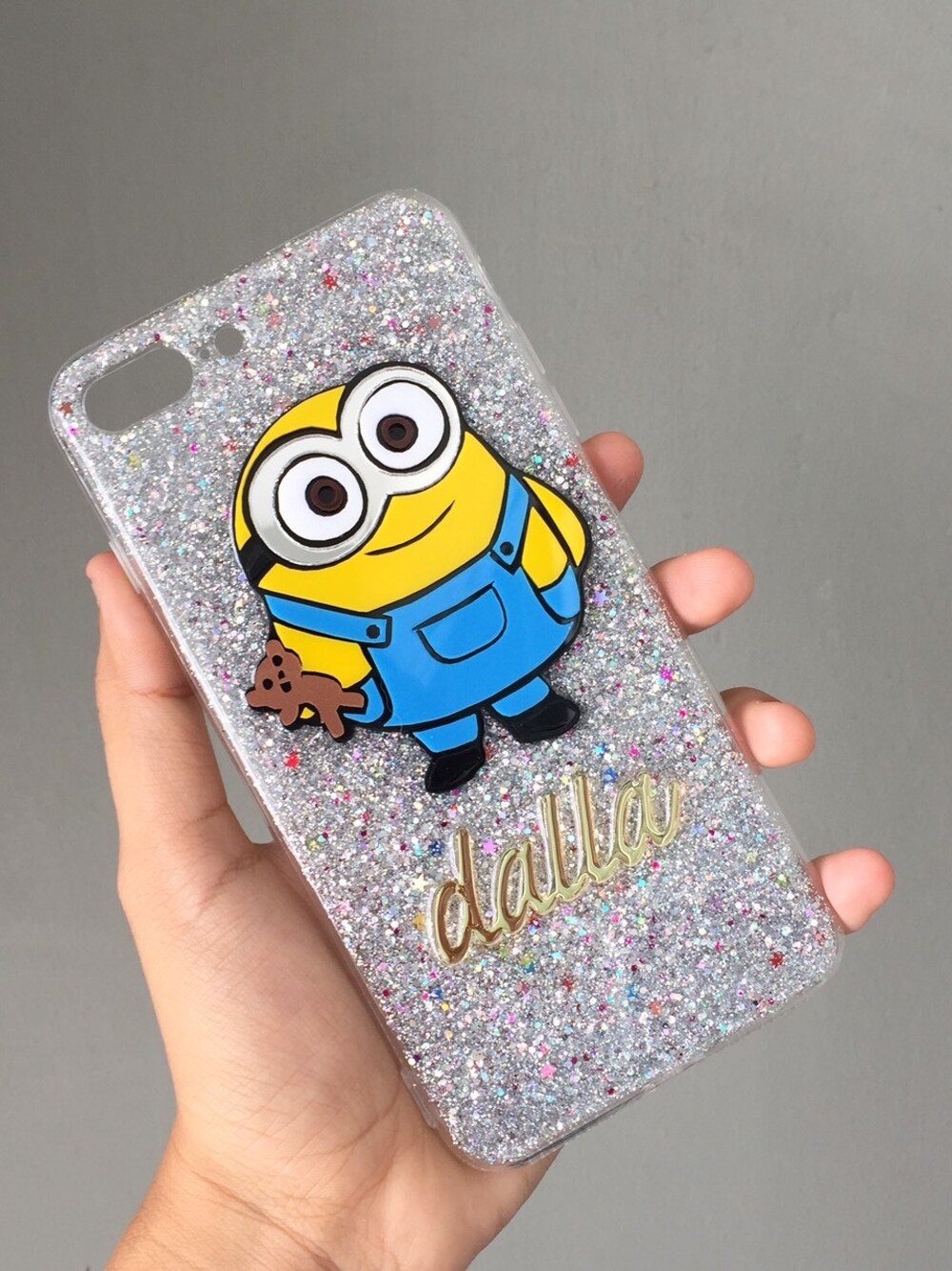 「#キラキラ、#おそろい、#大人かわいい、＃iphoneケース、#オリジナルケース、#オーダーケース」｜「iphoneケース（スマホケース/カバー、その他）」を使った、JJM Phone caseさん（レディース・165cm）の秋コーディネートの1枚目の写真