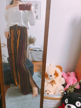 「URBAN RESEARCH（アーバンリサーチ）のアイテム（チノパンツ、その他）」を使った、特级桃子tristaさん（レディース・164cm）の春コーディネート