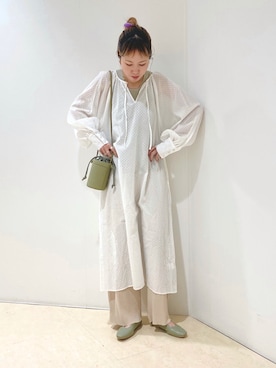 「袖ボリューム」｜「アイテム（バレエシューズ）」を使った、しもむーさん（レディース・167cm）の冬コーディネート