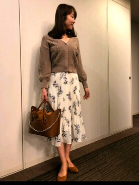 「VIA BUS STOP（ヴィアバスストップ）のアイテム」を使った、miruさん（レディース・163cm）の冬コーディネート