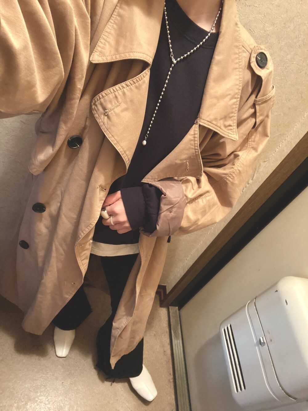 「COMMECAISM  のアイテム（スウェット、ブラック系）」を使った、なさん（レディース・155cm）の秋コーディネートの1枚目の写真