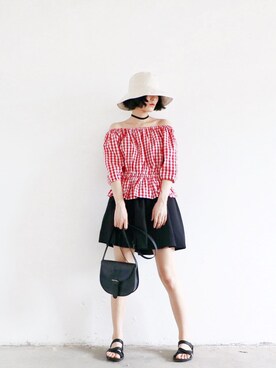 shi时夫人さんのコーディネート