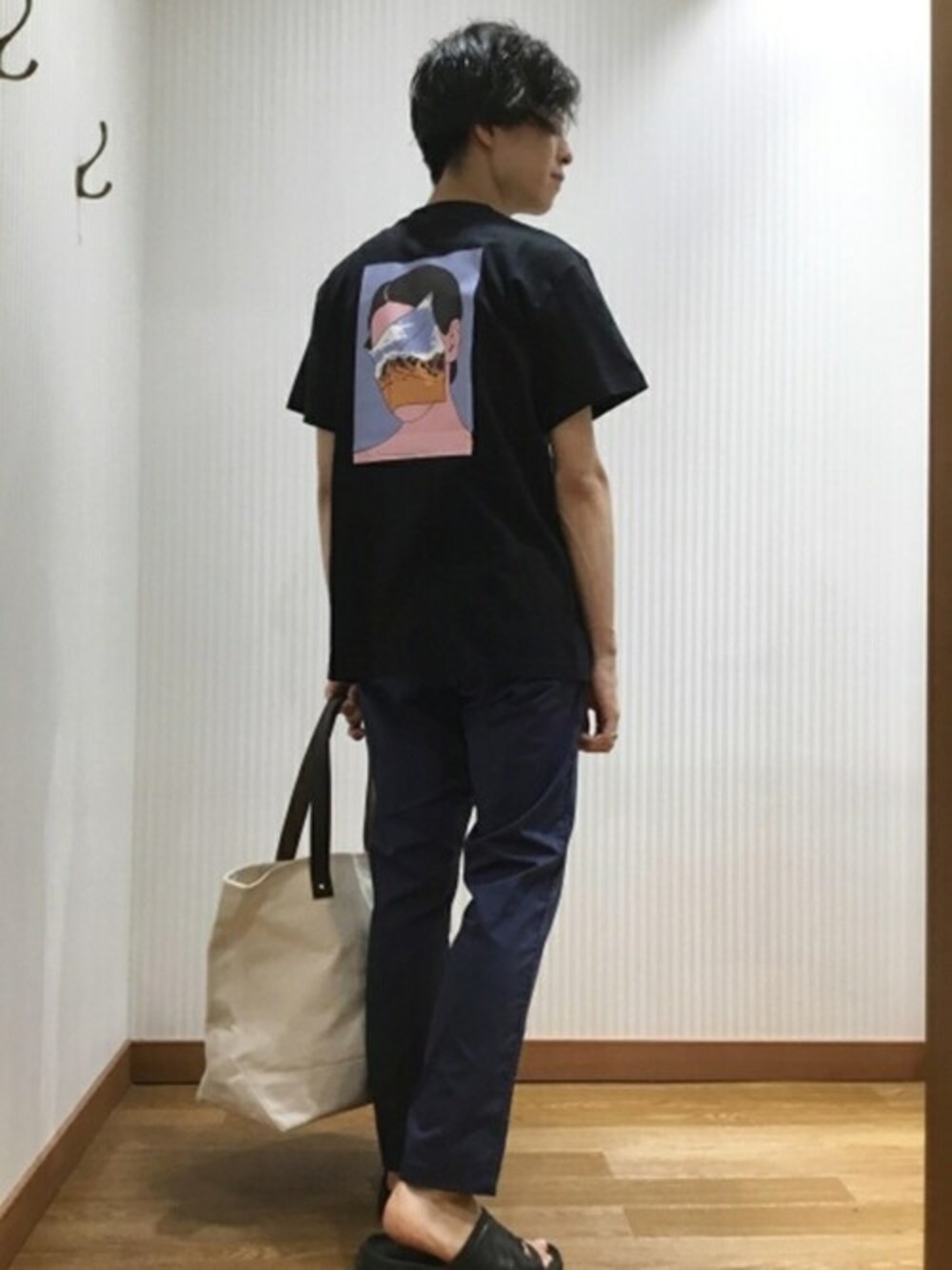 東松さんの「SHIPS any×ANDREY KASAY: コラボレーション 半袖 ロゴTシャツ（SHIPS any）」を使ったコーディネート