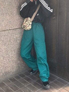 「amatunal（アマチュナル）のアイテム（パンツ）」を使った、ミサ(JEANASiS)さん（レディース・155cm）の秋コーディネート