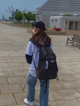「COLEMAN（コールマン）のアイテム（バックパック/リュック、ブラック系）」を使った、n_haruna26さん（レディース・158cm）の春コーディネート